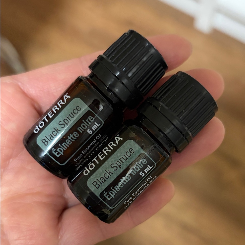 doTERRA Black Spruce Essential Oil - 5 ml*2 brand new never opened Aug.2027